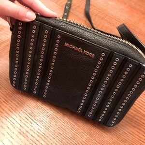 Michael Kors Leather Purse!